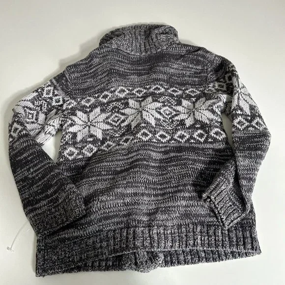 Skyr Boys Kids 6 Grey Cardigan Button Down Snowflake Winter Knit Cotton - Picture 2 of 12